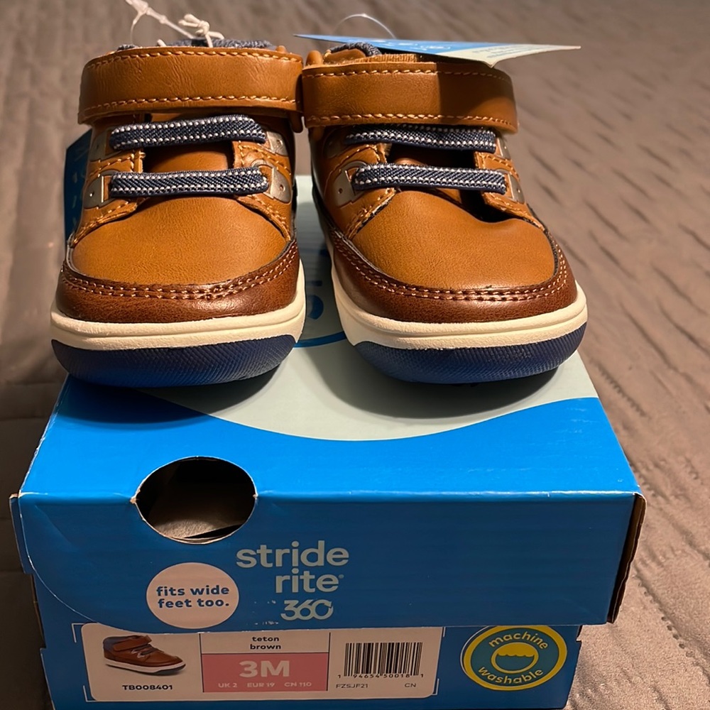 Boys Stride Rite shoes